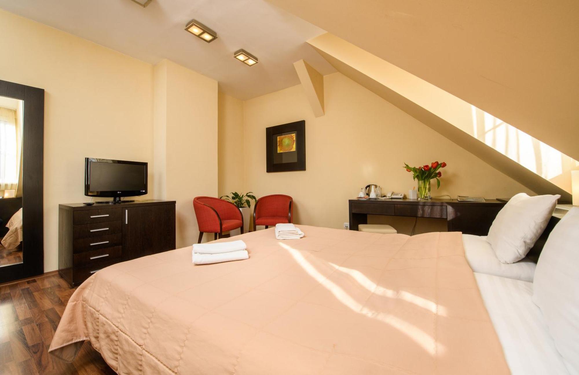 Grand Hotel Trencin Exterior photo